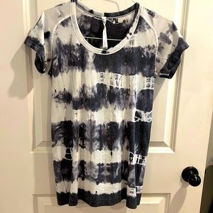 Lululemon swift tee sz 10